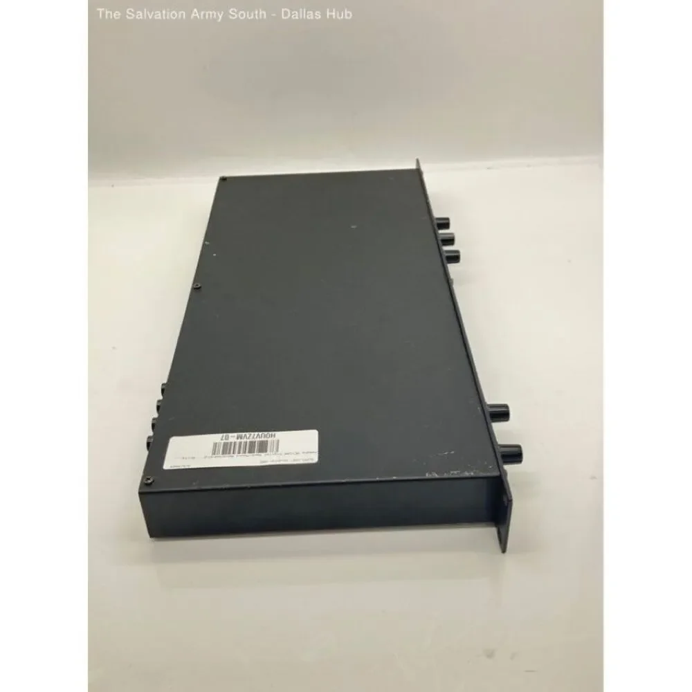 Yamaha REV100 Digital Rack Mount Reverberator Guitar Effects Unit